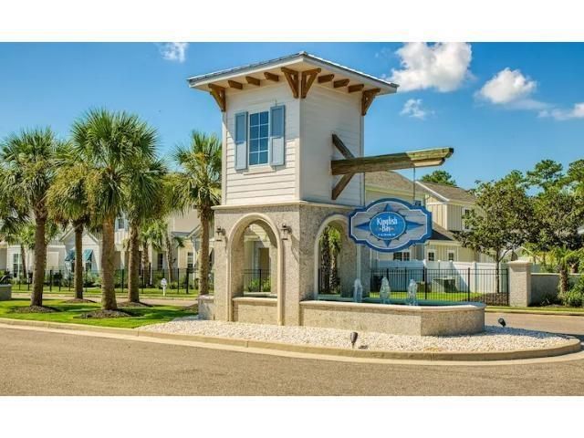 1558 Harbour Place Dr., Calabash, NC 28467