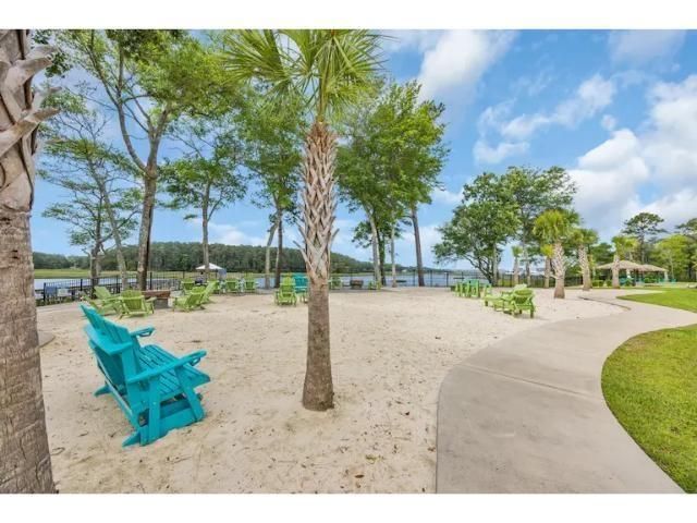 1558 Harbour Place Dr., Calabash, NC 28467