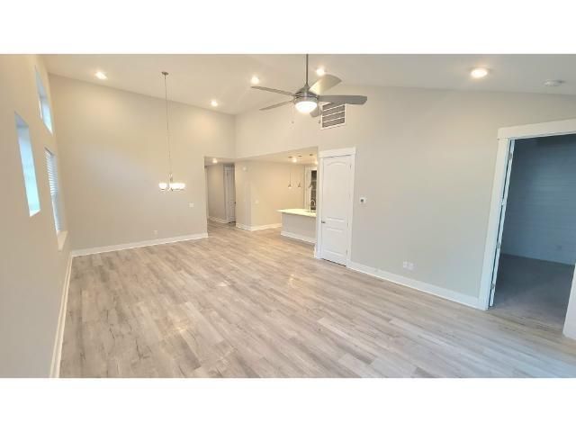 1558 Harbour Place Dr., Calabash, NC 28467