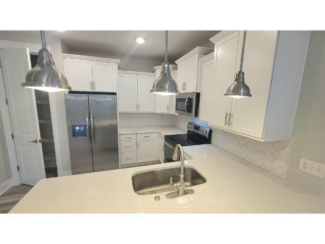 1558 Harbour Place Dr., Calabash, NC 28467