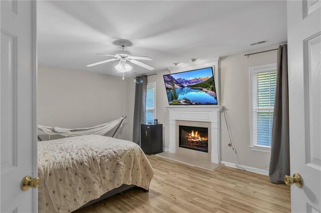 698 Deer Lake Trail, Stone Mountain, GA 30087