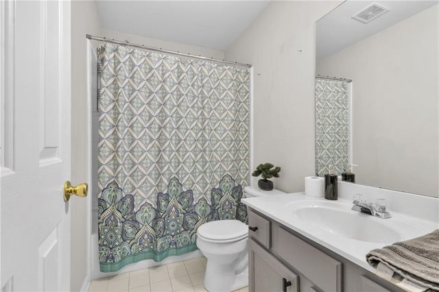 698 Deer Lake Trail, Stone Mountain, GA 30087