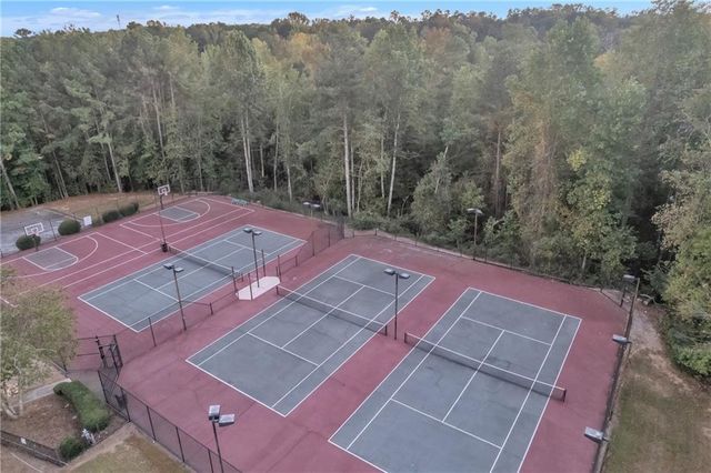 698 Deer Lake Trail, Stone Mountain, GA 30087