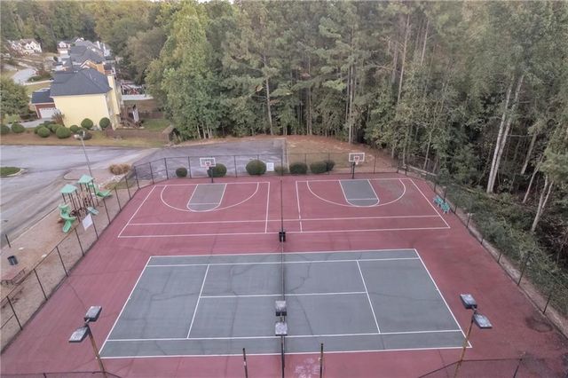 698 Deer Lake Trail, Stone Mountain, GA 30087