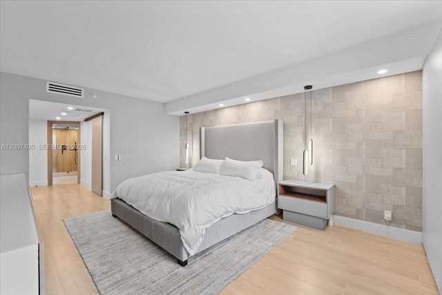 3640 Yacht Club Dr 310, Aventura, FL 33180