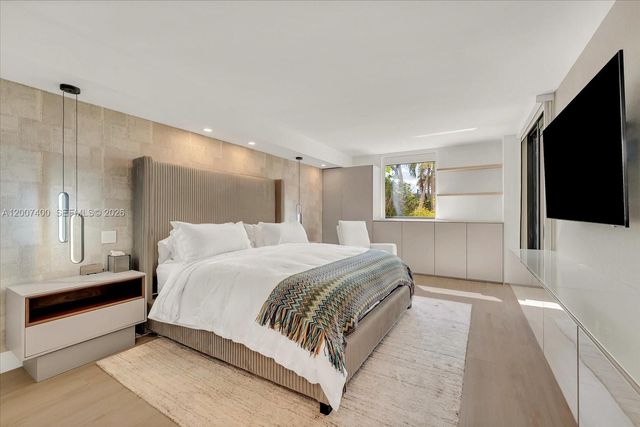 3640 Yacht Club Dr 310, Aventura, FL 33180