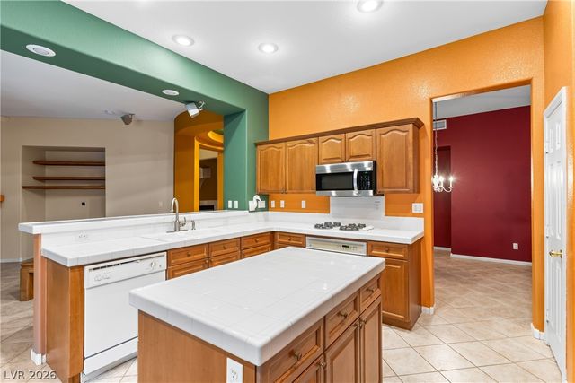 2951 Matese Drive, Henderson, NV 89052