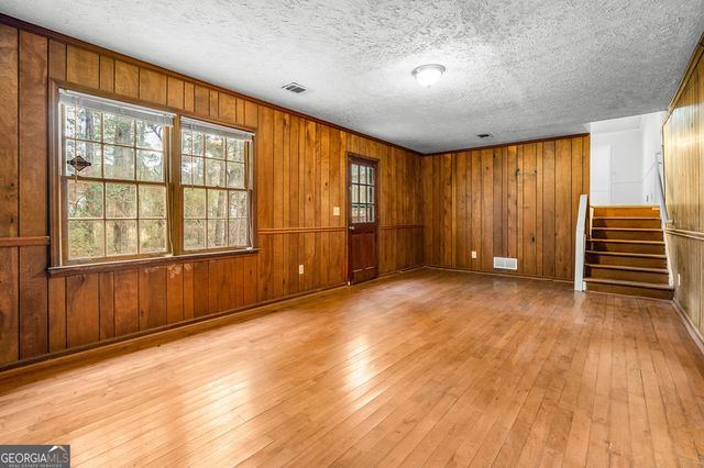 1800 Enid Drive, Lithonia, GA 30058