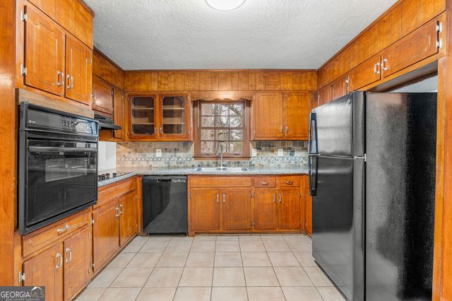 1800 Enid Drive, Lithonia, GA 30058