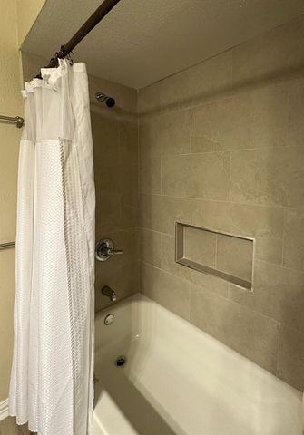 8100 Cambridge Street 29, Houston, TX 77054
