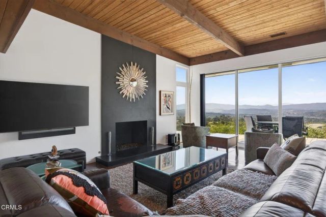 1447 N Foothill Road, Ojai, CA 93023