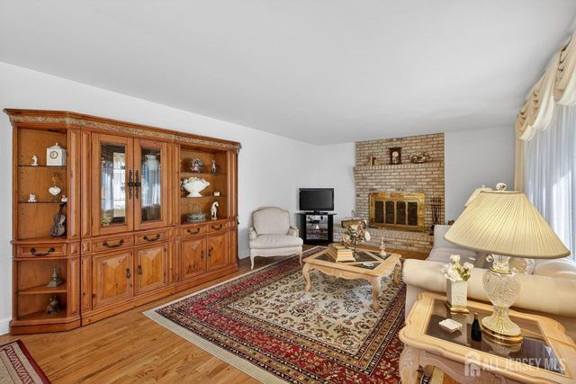 15 Cherokee Road, East Brunswick, NJ 08816