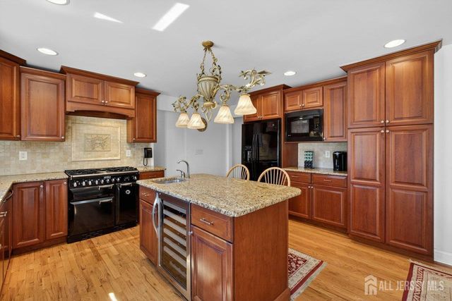 15 Cherokee Road, East Brunswick, NJ 08816