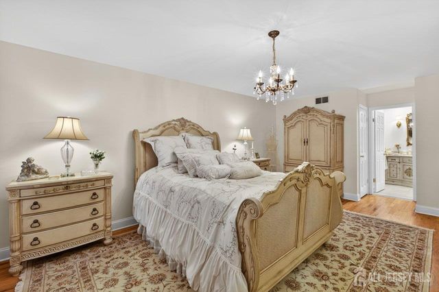15 Cherokee Road, East Brunswick, NJ 08816