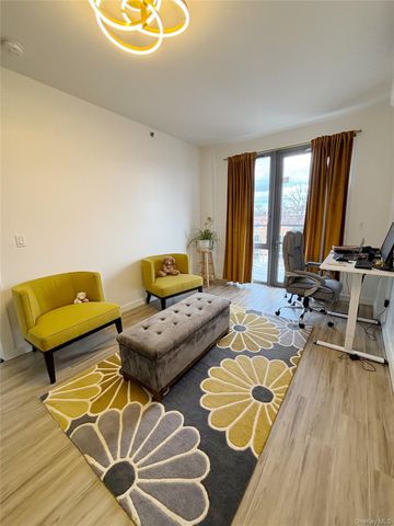 70-65 Queens Boulevard 9I, Woodside, NY 11377