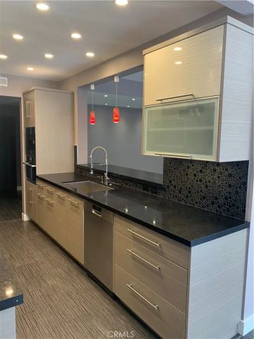 12540 Burbank Boulevard 103, Valley Village, CA 91607
