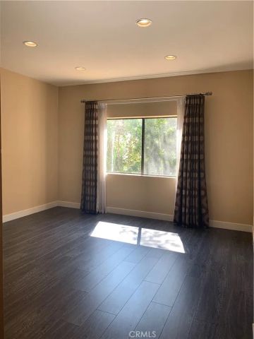 12540 Burbank Boulevard 103, Valley Village, CA 91607