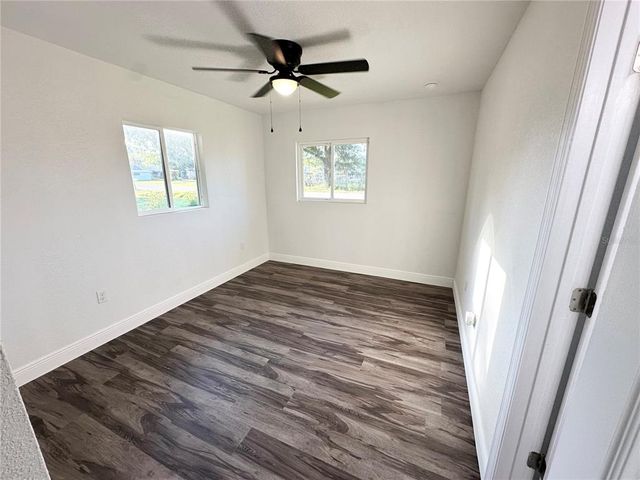 2527 DONS PLACE, Lakeland, FL 33801