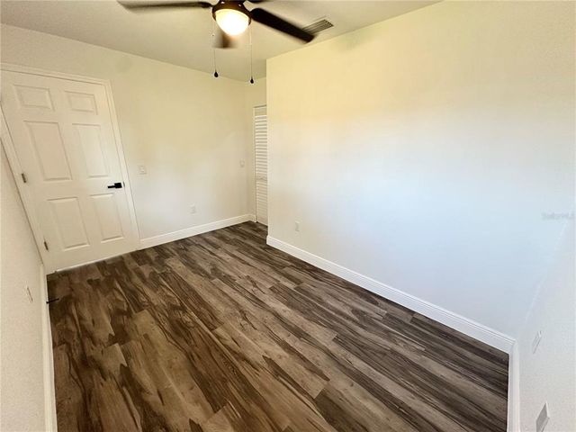 2527 DONS PLACE, Lakeland, FL 33801