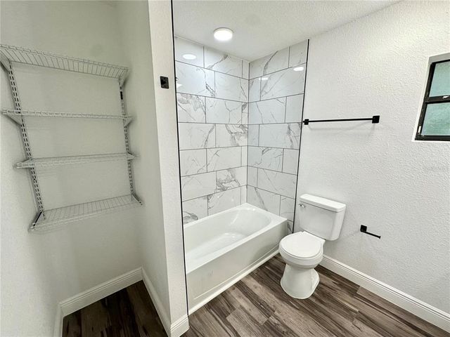 2527 DONS PLACE, Lakeland, FL 33801