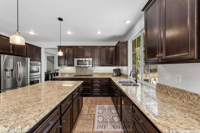 27792 Elderberry Street, Murrieta, CA 92562