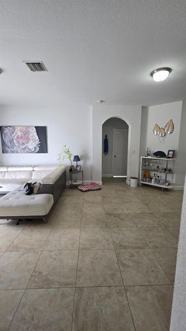 3241 SW 147th Ct, Miami, FL 33185