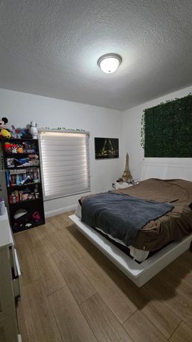 3241 SW 147th Ct, Miami, FL 33185