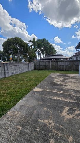 3241 SW 147th Ct, Miami, FL 33185