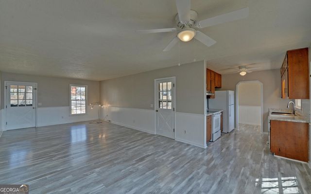 704 Skyline Drive, Toccoa, GA 30577