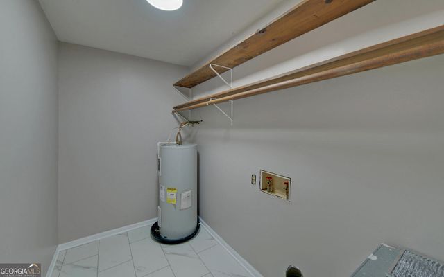 704 Skyline Drive, Toccoa, GA 30577