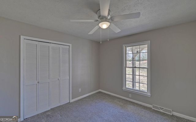 704 Skyline Drive, Toccoa, GA 30577