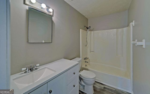 704 Skyline Drive, Toccoa, GA 30577