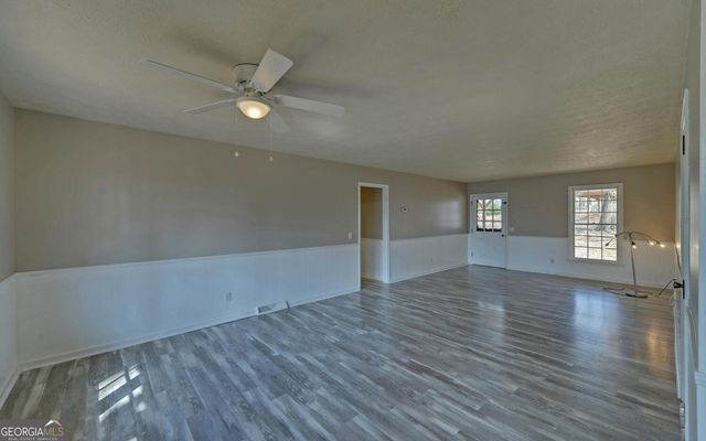 704 Skyline Drive, Toccoa, GA 30577