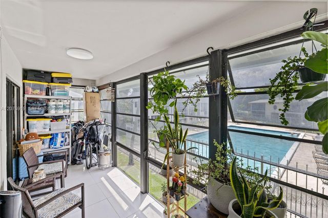 827 NE 199th Street 206, Miami, FL 33179
