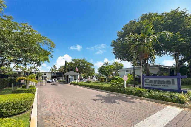 827 NE 199th Street 206, Miami, FL 33179