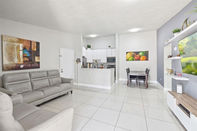827 NE 199th Street 206, Miami, FL 33179