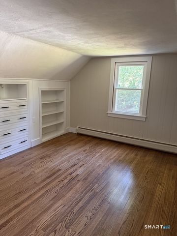 10 Lox Lane, Enfield, CT 06082