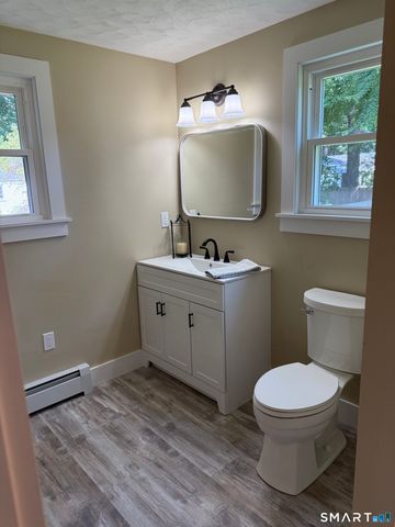 10 Lox Lane, Enfield, CT 06082