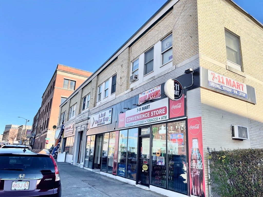 709 Main St 2nd Floor, Worcester, MA 01610