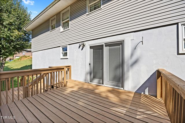 226 High Oak Drive, Bristol, VA 24201
