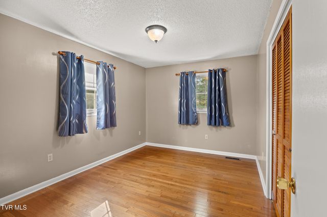 226 High Oak Drive, Bristol, VA 24201