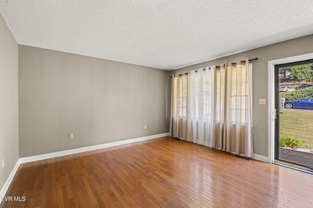 226 High Oak Drive, Bristol, VA 24201