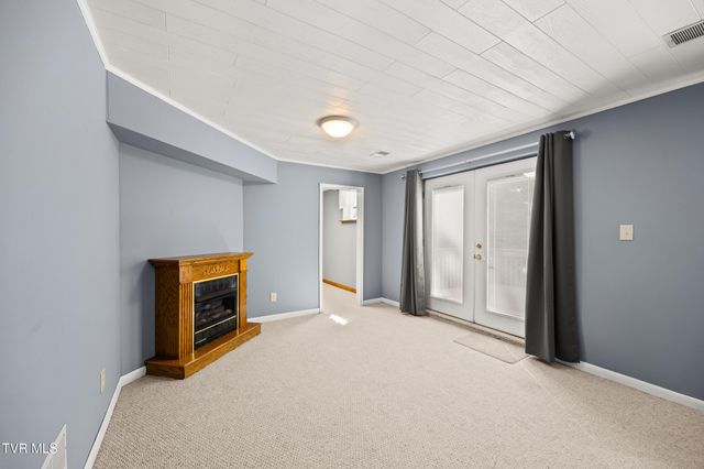 226 High Oak Drive, Bristol, VA 24201