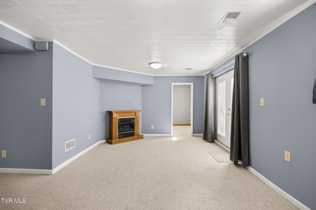 226 High Oak Drive, Bristol, VA 24201