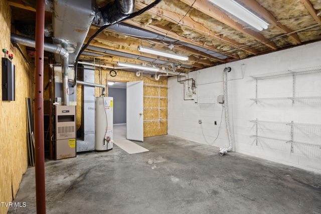 226 High Oak Drive, Bristol, VA 24201