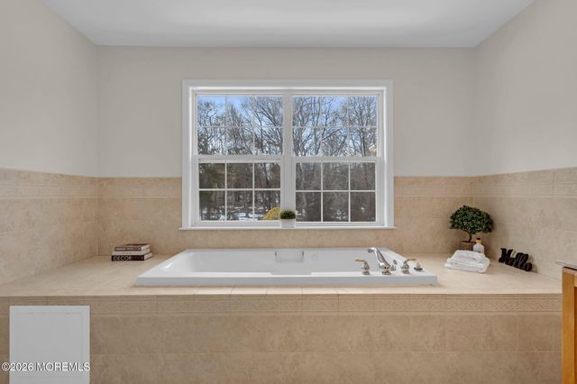 296 White Road, Jackson, NJ 08527