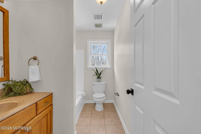 296 White Road, Jackson, NJ 08527