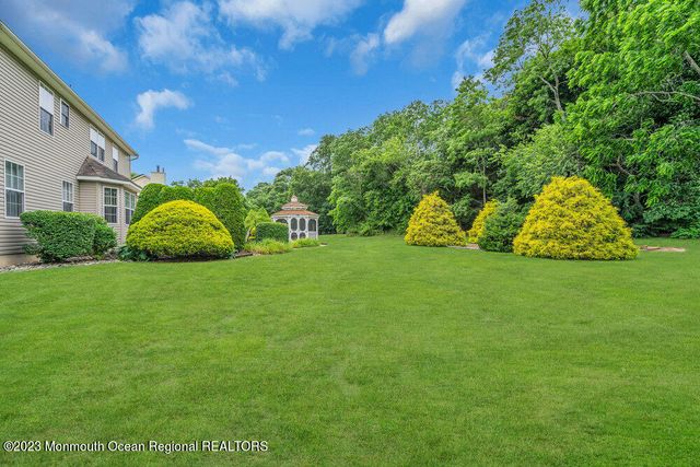 296 White Road, Jackson, NJ 08527