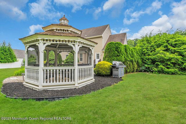 296 White Road, Jackson, NJ 08527