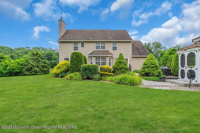 296 White Road, Jackson, NJ 08527